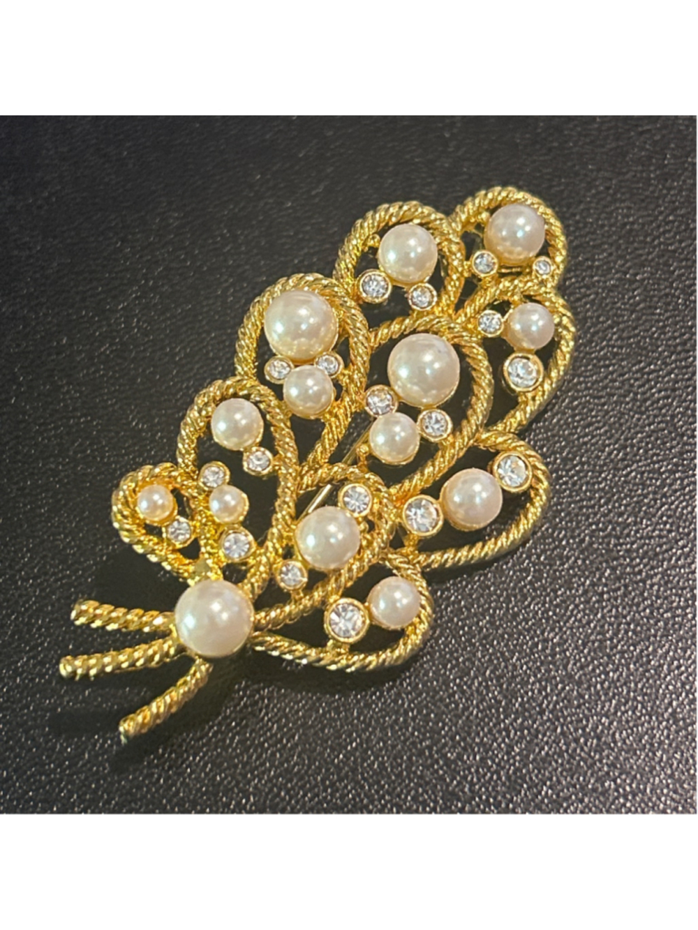 Women's Napier Gold Tone faux Pearl & Rhinestone Leaf Brooch, One Size